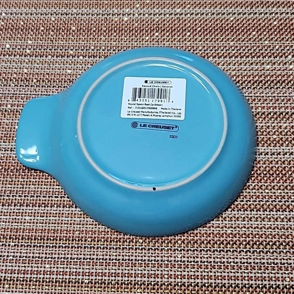 Le Creuset Round Spoon Rest, Caribbean, NWT - Picture 4 of 4